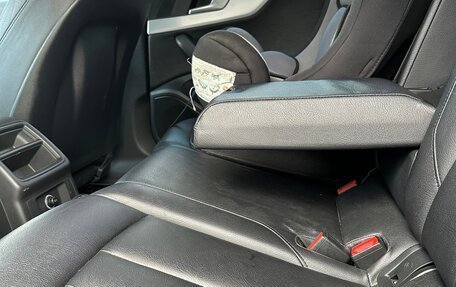 Audi A4, 2016 год, 1 990 000 рублей, 13 фотография
