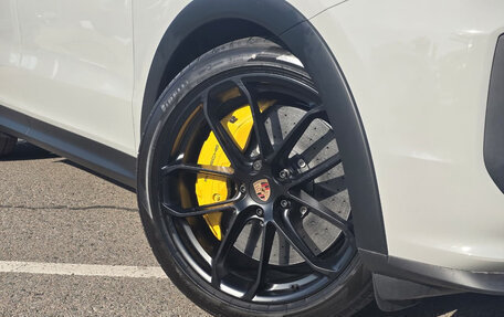 Porsche Cayenne III, 2025 год, 30 990 000 рублей, 28 фотография