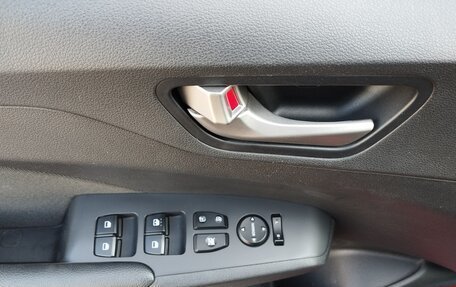 Hyundai Solaris II рестайлинг, 2018 год, 1 280 000 рублей, 9 фотография