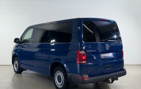 Volkswagen Caravelle T6 рестайлинг, 2019 год, 2 396 600 рублей, 2 фотография
