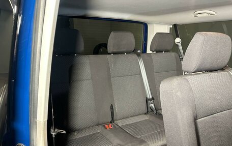 Volkswagen Caravelle T6 рестайлинг, 2019 год, 2 396 600 рублей, 10 фотография