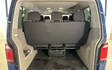 Volkswagen Caravelle T6 рестайлинг, 2019 год, 2 396 600 рублей, 16 фотография