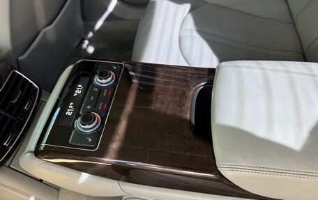 Audi A8, 2010 год, 1 560 000 рублей, 6 фотография