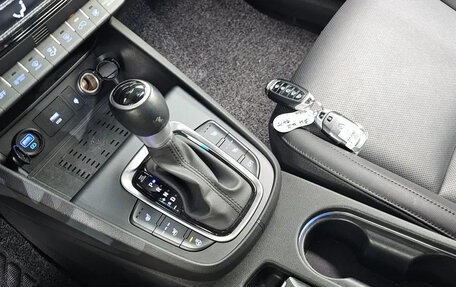 Hyundai Kona I, 2022 год, 1 400 444 рублей, 9 фотография
