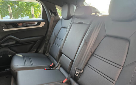 Porsche Cayenne III, 2025 год, 17 090 000 рублей, 24 фотография