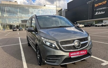 Mercedes-Benz V-Класс, 2019 год, 6 500 000 рублей, 9 фотография