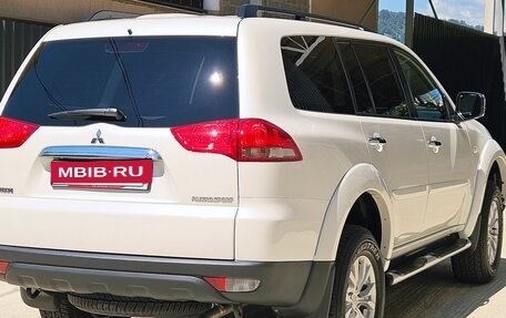 Mitsubishi Pajero Sport II рестайлинг, 2014 год, 2 990 000 рублей, 5 фотография