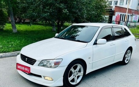 Toyota Altezza, 2002 год, 1 150 000 рублей, 4 фотография