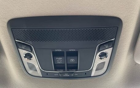 Honda Vezel, 2022 год, 1 300 444 рублей, 18 фотография