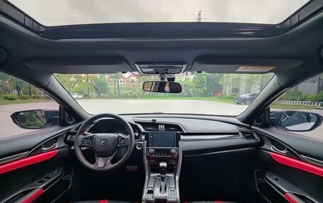 Honda Civic, 2022 год, 1 500 444 рублей, 11 фотография