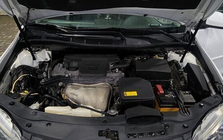 Toyota Camry, 2015 год, 1 900 000 рублей, 4 фотография