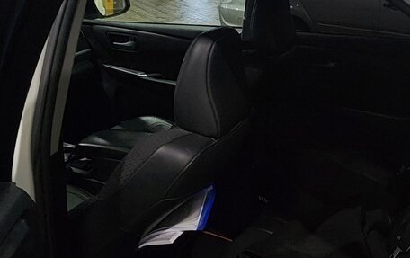 Toyota Camry, 2015 год, 1 900 000 рублей, 5 фотография