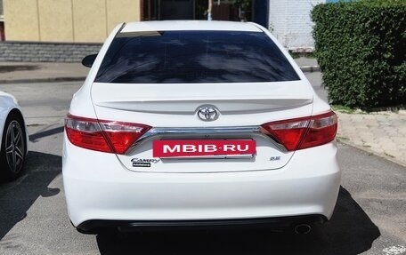 Toyota Camry, 2015 год, 1 900 000 рублей, 11 фотография