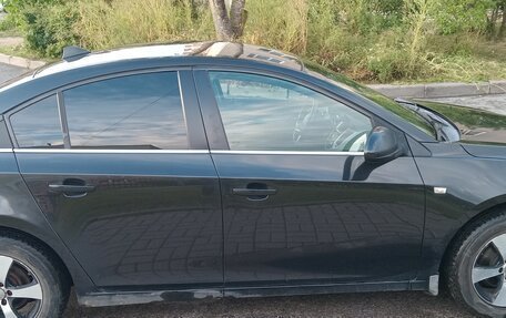Chevrolet Cruze II, 2011 год, 500 000 рублей, 3 фотография