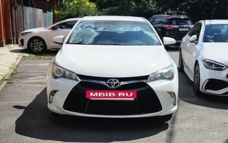 Toyota Camry, 2015 год, 1 900 000 рублей, 8 фотография