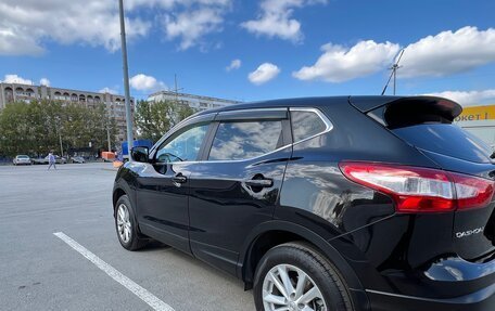 Nissan Qashqai, 2015 год, 1 630 000 рублей, 9 фотография