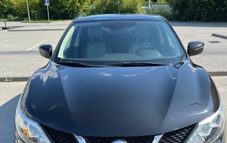 Nissan Qashqai, 2015 год, 1 630 000 рублей, 2 фотография