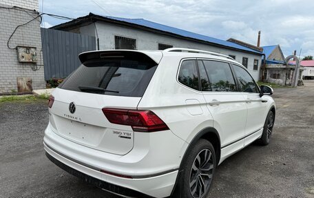 Volkswagen Tiguan II, 2020 год, 2 590 000 рублей, 4 фотография