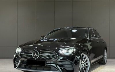 Mercedes-Benz E-Класс, 2022 год, 4 820 000 рублей, 1 фотография