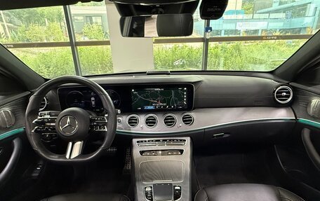 Mercedes-Benz E-Класс, 2022 год, 4 820 000 рублей, 4 фотография