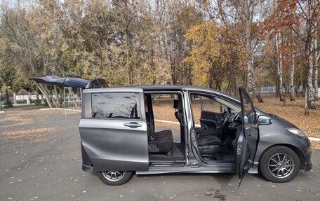 Honda Freed I, 2011 год, 1 200 000 рублей, 10 фотография