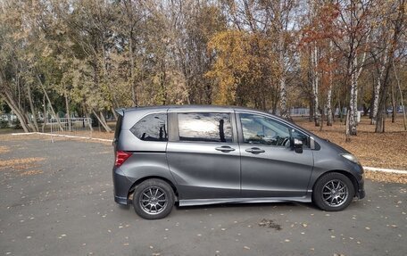 Honda Freed I, 2011 год, 1 200 000 рублей, 12 фотография