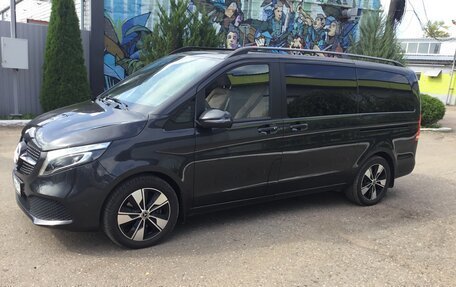 Mercedes-Benz V-Класс, 2020 год, 6 700 000 рублей, 3 фотография