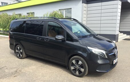 Mercedes-Benz V-Класс, 2020 год, 6 700 000 рублей, 2 фотография