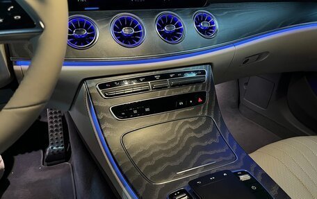 Mercedes-Benz CLS, 2022 год, 5 920 000 рублей, 14 фотография