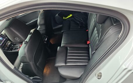Skoda Superb III рестайлинг, 2018 год, 2 300 000 рублей, 15 фотография