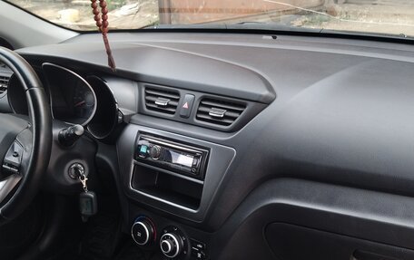 KIA Rio III рестайлинг, 2012 год, 750 000 рублей, 3 фотография