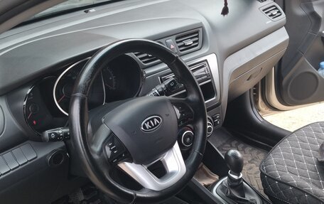 KIA Rio III рестайлинг, 2012 год, 750 000 рублей, 4 фотография
