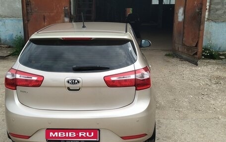 KIA Rio III рестайлинг, 2012 год, 750 000 рублей, 2 фотография