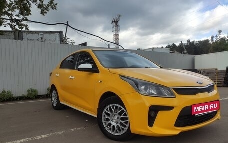 KIA Rio IV, 2019 год, 980 000 рублей, 2 фотография