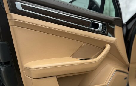 Porsche Panamera II рестайлинг, 2019 год, 6 800 000 рублей, 10 фотография