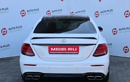Mercedes-Benz E-Класс, 2018 год, 2 980 000 рублей, 6 фотография