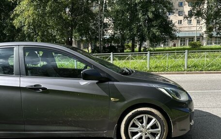 Hyundai Solaris II рестайлинг, 2011 год, 460 000 рублей, 6 фотография