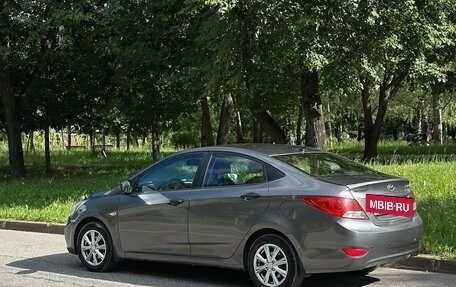 Hyundai Solaris II рестайлинг, 2011 год, 460 000 рублей, 2 фотография