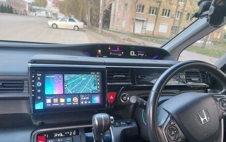 Honda Stepwgn IV, 2019 год, 2 360 000 рублей, 6 фотография