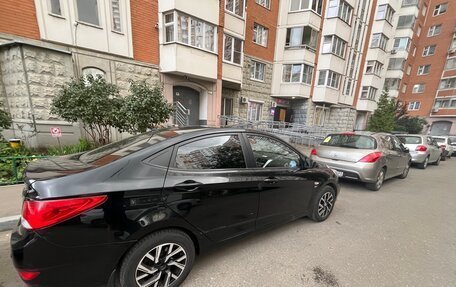 Hyundai Solaris II рестайлинг, 2013 год, 720 000 рублей, 4 фотография