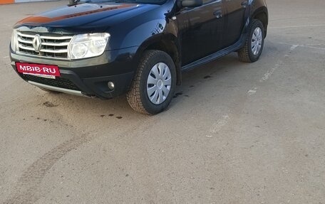 Renault Duster I рестайлинг, 2012 год, 785 000 рублей, 4 фотография
