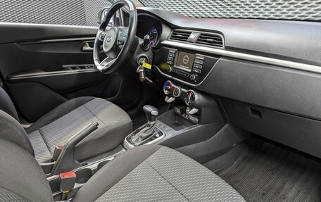 KIA Rio IV, 2020 год, 1 385 000 рублей, 25 фотография