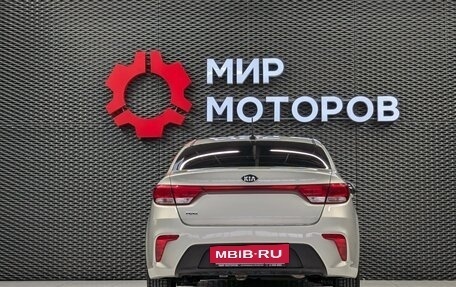 KIA Rio IV, 2020 год, 1 385 000 рублей, 5 фотография