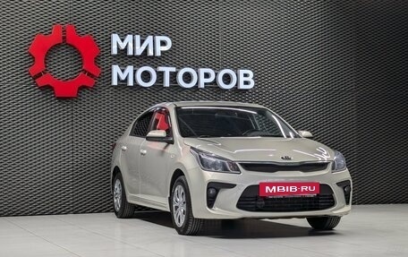 KIA Rio IV, 2020 год, 1 385 000 рублей, 3 фотография