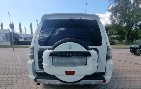 Mitsubishi Pajero IV, 2013 год, 1 950 000 рублей, 3 фотография