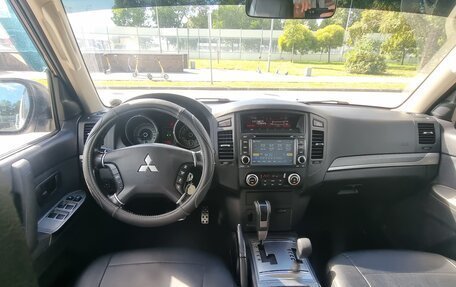 Mitsubishi Pajero IV, 2013 год, 1 950 000 рублей, 11 фотография