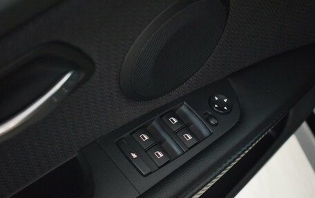 BMW 3 серия, 2011 год, 1 060 000 рублей, 14 фотография