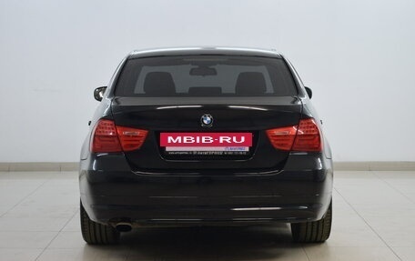 BMW 3 серия, 2011 год, 1 060 000 рублей, 3 фотография