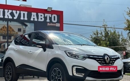Renault Kaptur I рестайлинг, 2022 год, 1 560 000 рублей, 2 фотография