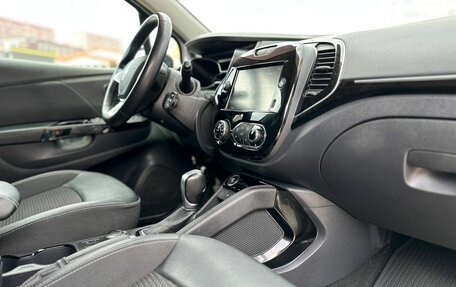 Renault Kaptur I рестайлинг, 2022 год, 1 560 000 рублей, 37 фотография